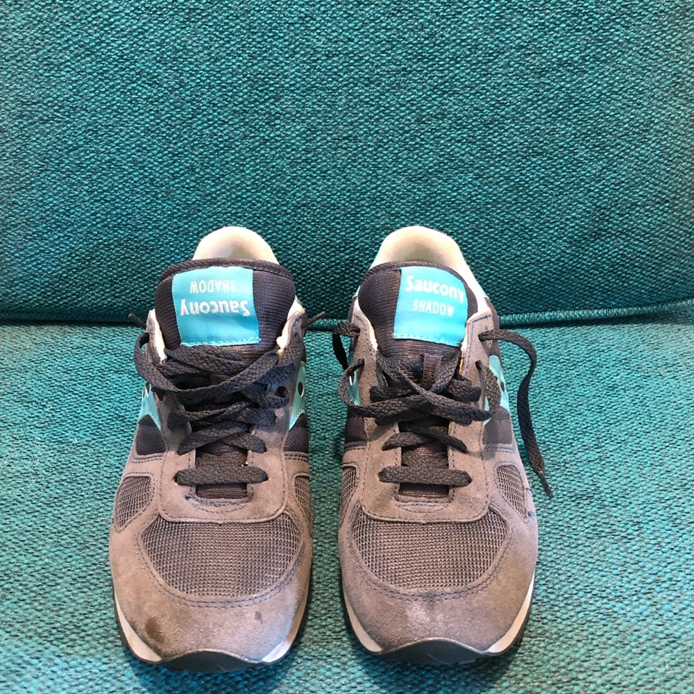 Saucony Athletic Shoe Size 10 women’s. Size 10.  True to size. Gently worn.